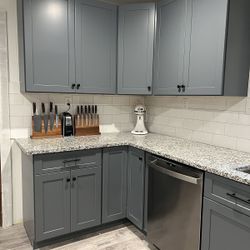Wood Kitchen Cabinets