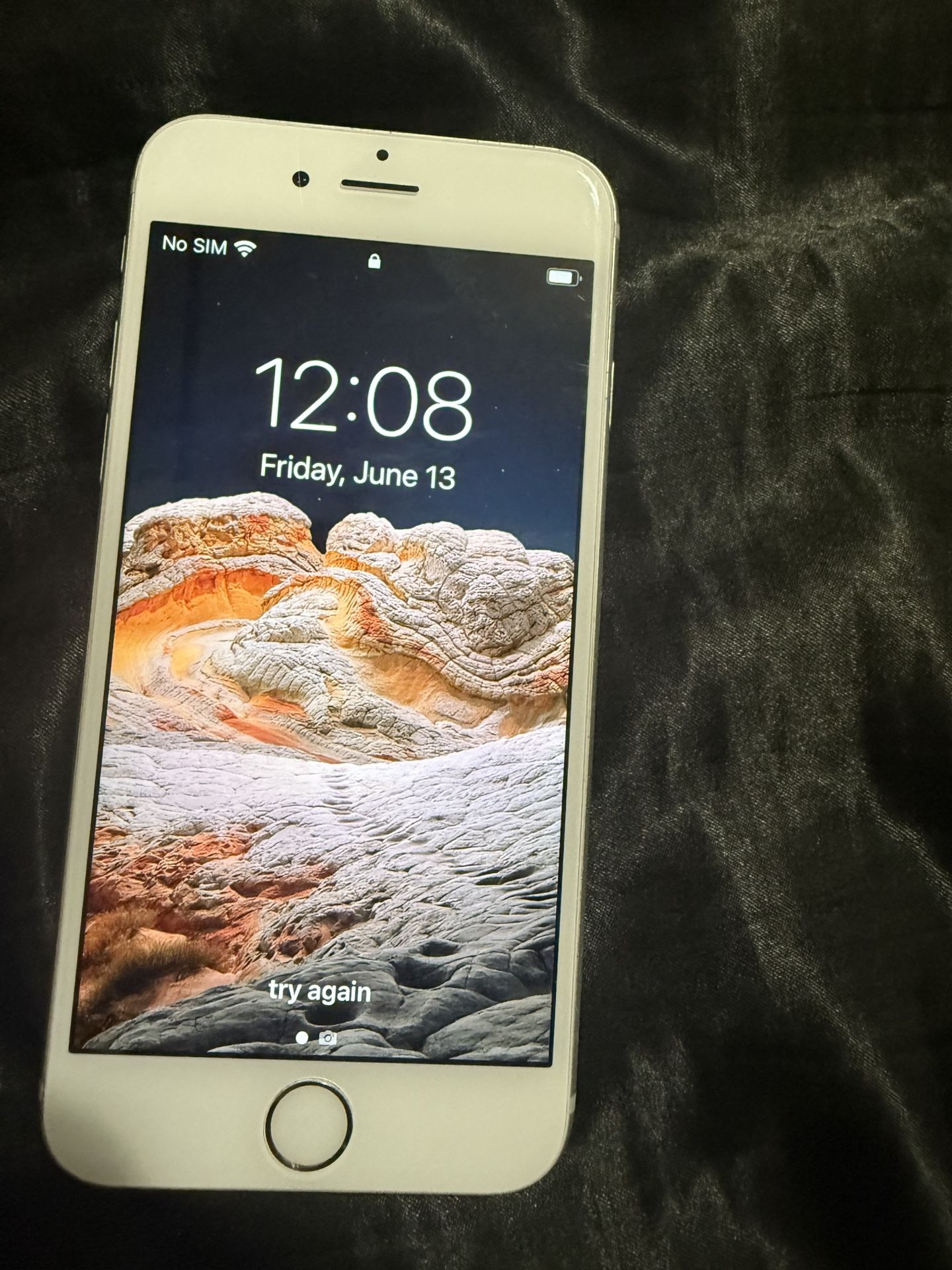 Unlocked iPhone 6s – 90% Battery Health – $50 OBO