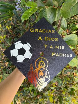 Cap topper ( Adorno para gorro de gradación )