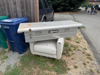 Free truck tool box