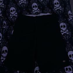 black dickies (shorts)