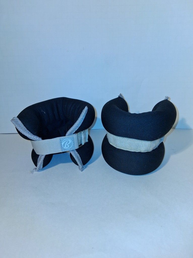 pair of 2.5 lb ankle weights $4 FIRM for the pair