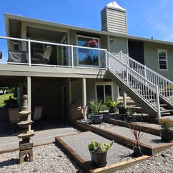 Aluminum & Glass Deck Railing(Includes 3 Tempered Glass Panels)