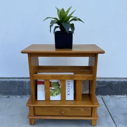 MAGAZINE RACK SIDE TABLE GOLDEN OAK FINISH