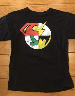 DC Comics 4 Emblems In 1 Graphic T-shirt Size Large