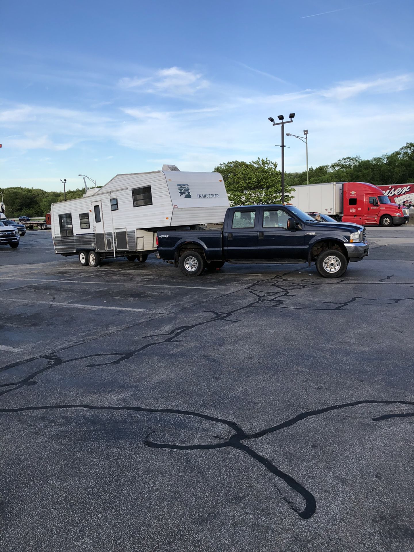 Truck and trailer 5300