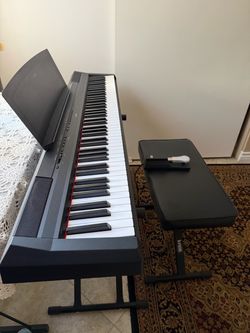 Great Yamaha keyboard P-115 with all accessories