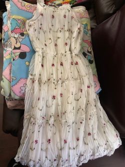 Girls dress