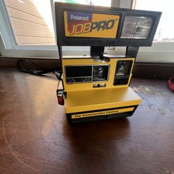 Polaroid JOB PRO Instant Film Camera With Strap 600 Untested VTG Yellow Black 