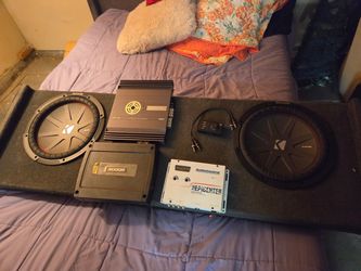 Kicker Comp Subwoofer Bundle with Amplifiers