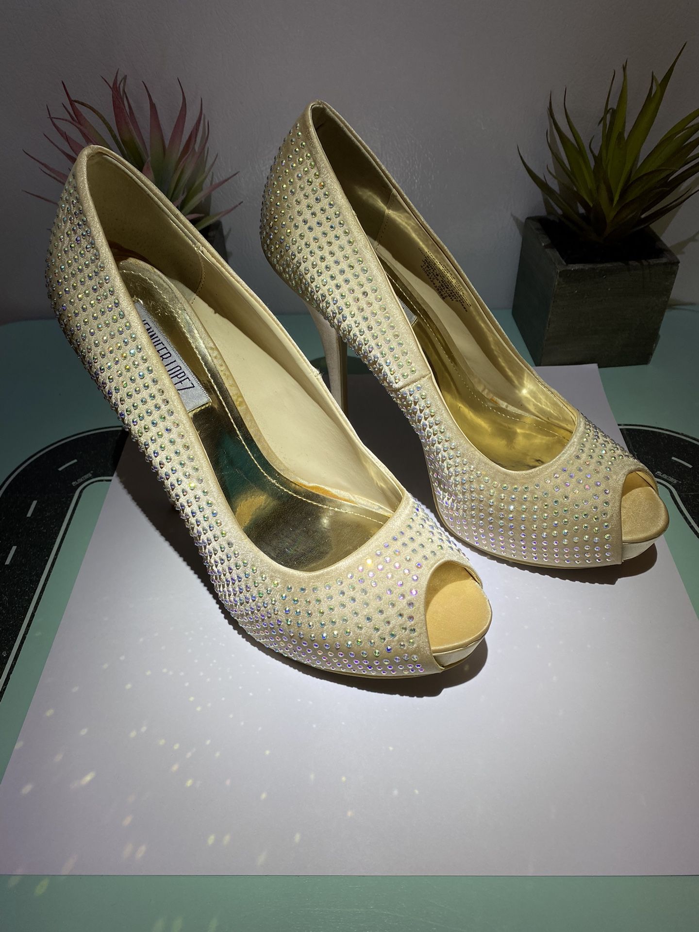 Jennifer Lopez Blingy Blush 8 M Rhinestone Heels~ Dress Shoe Size 8