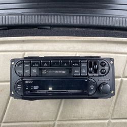 Sock Stereo For 2004 Limited Grand Cherokee