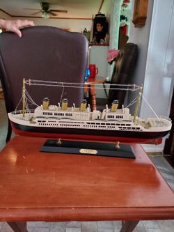 1912 Titanic Replica