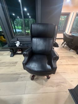 Leather Executive Desk Chair