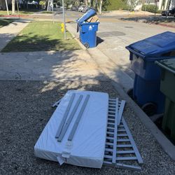 Free Baby Crib 