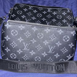 Louis Vuitton Cross Body Bag / Goyard bag for Sale in Myrtle Beach, SC -  OfferUp