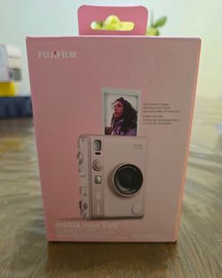 Fujifilm - instax mini Evo Instant Film Camera - Pink