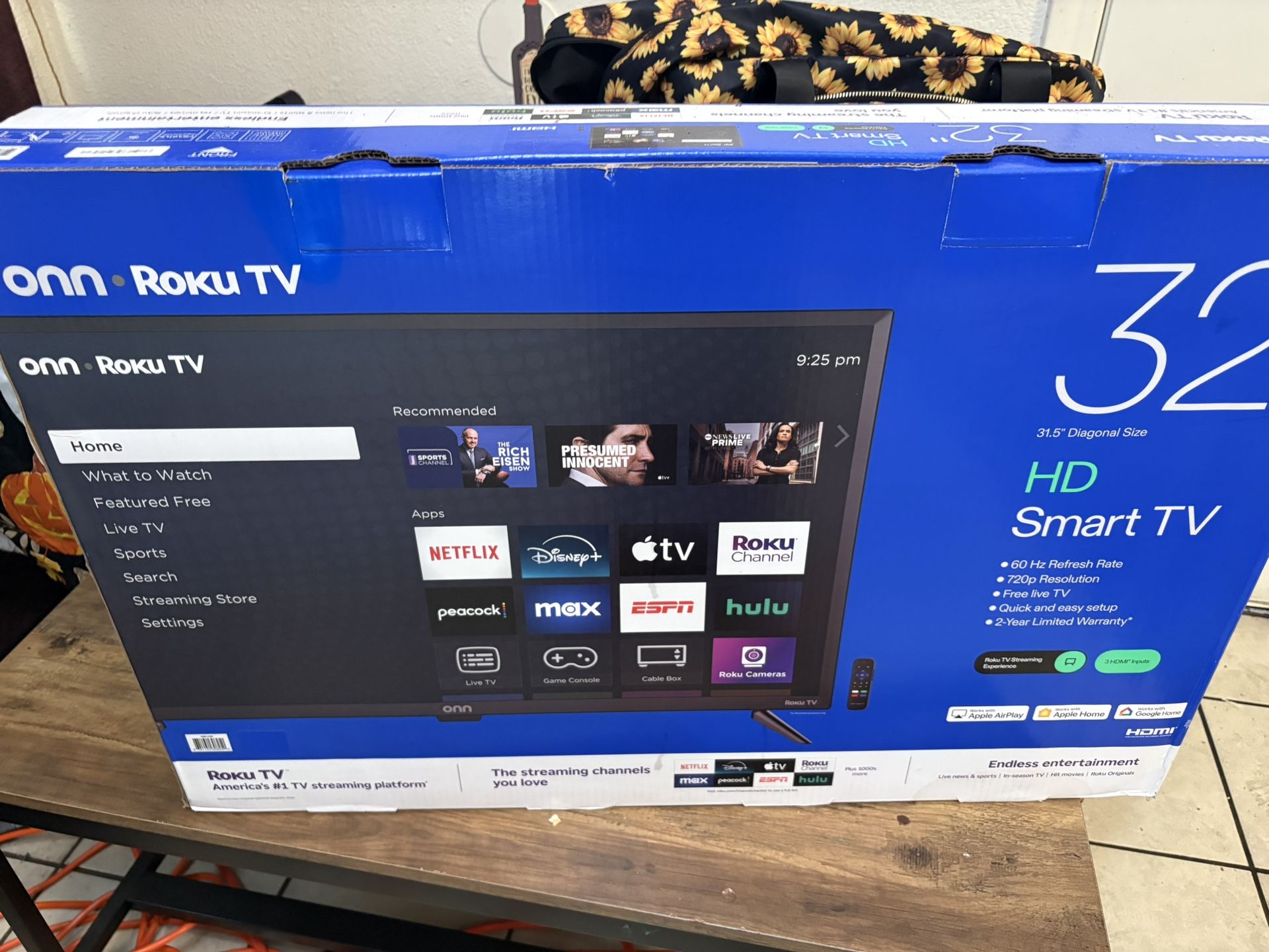 Brand new 32 Inch Smart TV