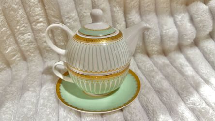 🫖🆕Elegant Tea-for-One Set – Teapot + Cup + Saucer