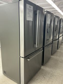 $2199 (MSRP$4619, Save$2420) LG STUDIO SMART French 3 Door Refrigerator With CoolGuard And E-STAR