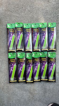 12 glow sticks