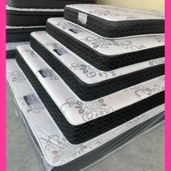 Cal king size mattress/ Colchon