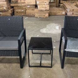 3 piece outdoor patio set $80❤️