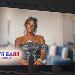 75 in comes with remote 