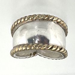 Beautiful silver ring