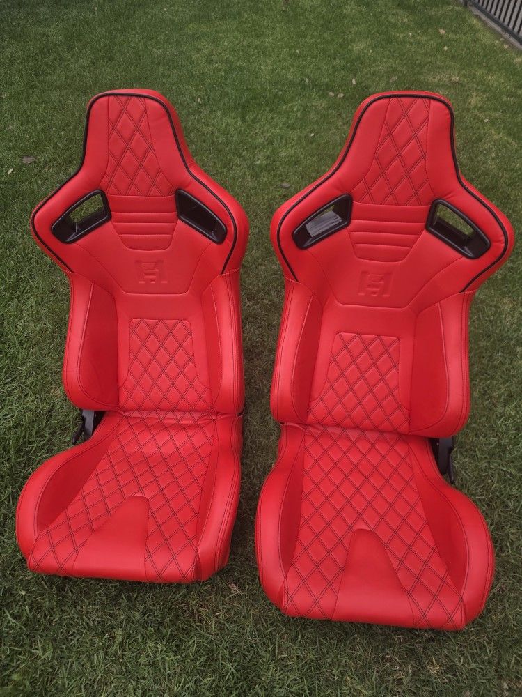 Universal Racing Seats