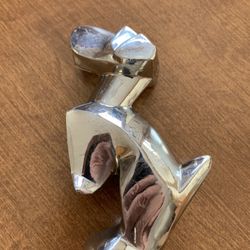 DOG HOOD ORNAMENT =Solid Chrome (manufacturer & origin unknown)