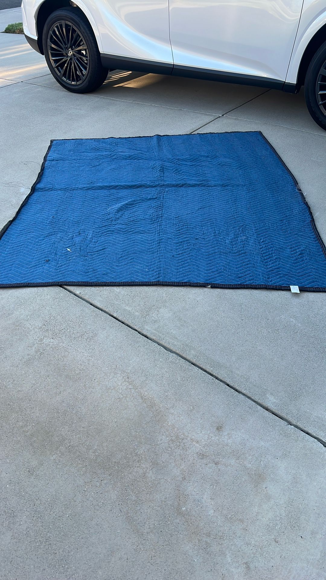 Moving Blankets, 67x77