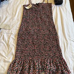 New dress size Small