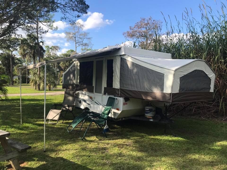 2013 Rock wood Freedom pop up camper $4000