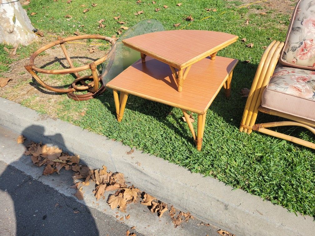 Free Vintage Furniture