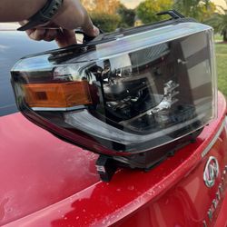 Toyota Tundra Headlight LED