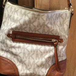 Michael Kors Shoulder Bag