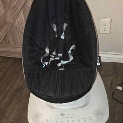 4 moms Mamaroo
