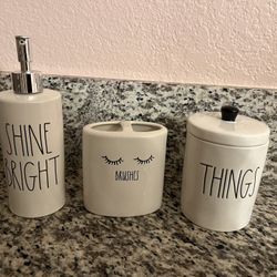 Rae Dunn Bathroom Decor