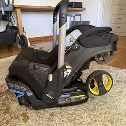 Doona Stroller and Carseat Set 