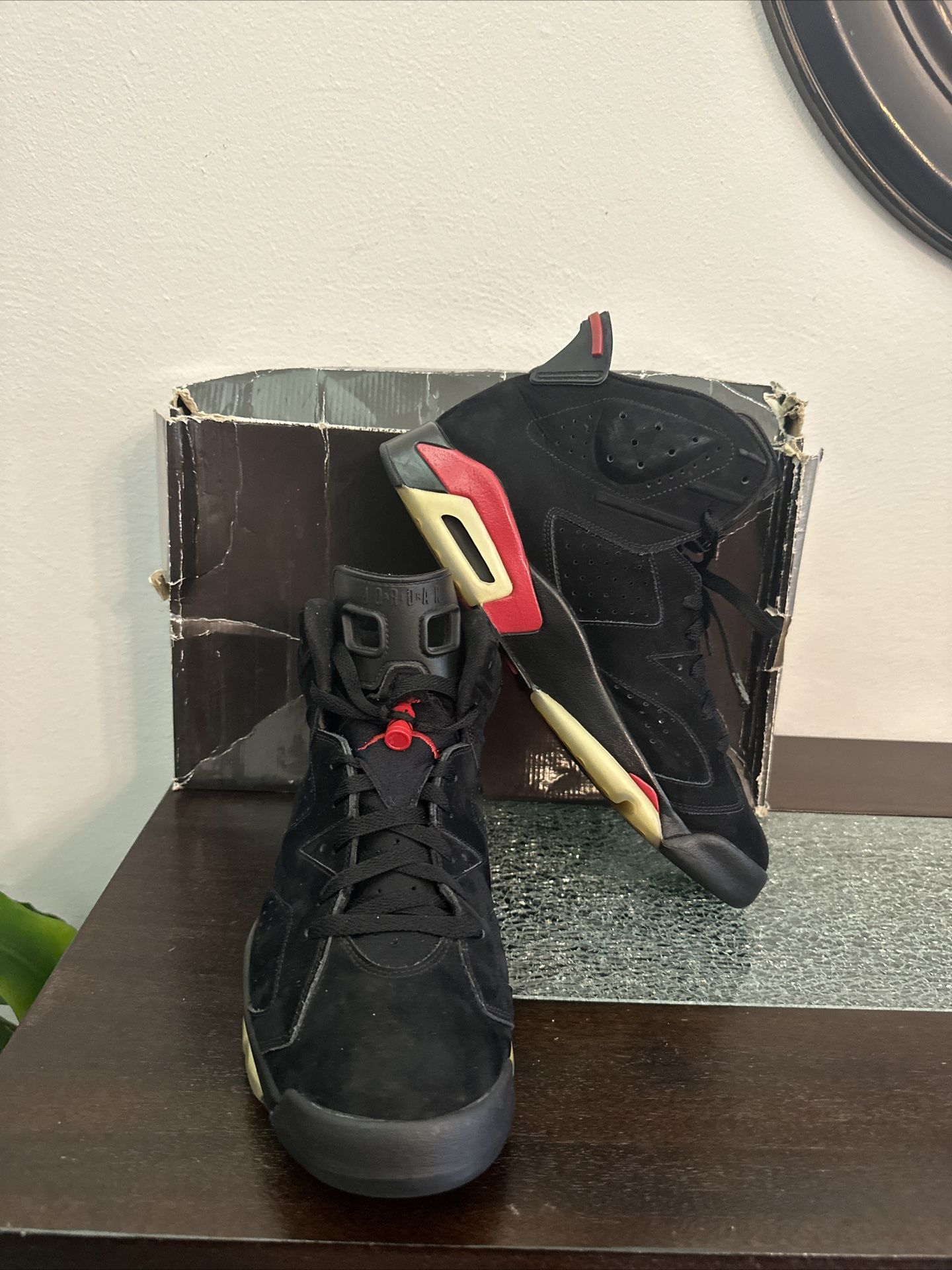 Nike Air Jordan 6 Retro Varsity Red 2010 Size 13 Black