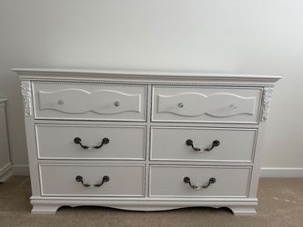 Dresser, White 6 drawer