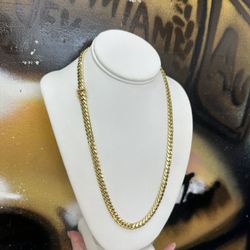 14k CUBAN LINK CHAIN 