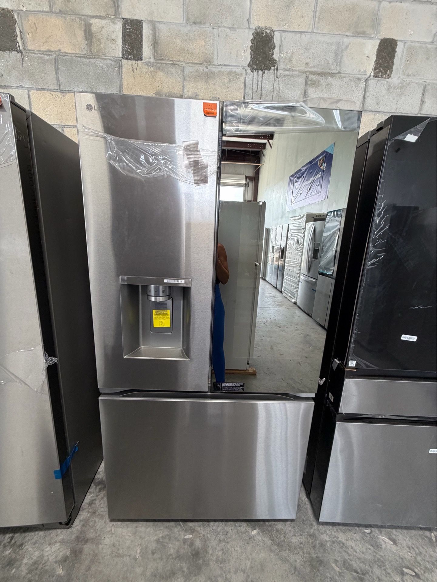 LG Refrigerator new