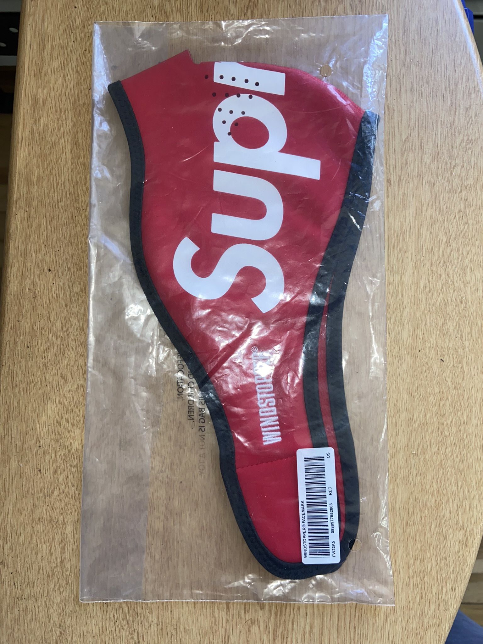 Buy Supreme x WINDSTOPPER Facemask 'Red' - FW22A5 RED