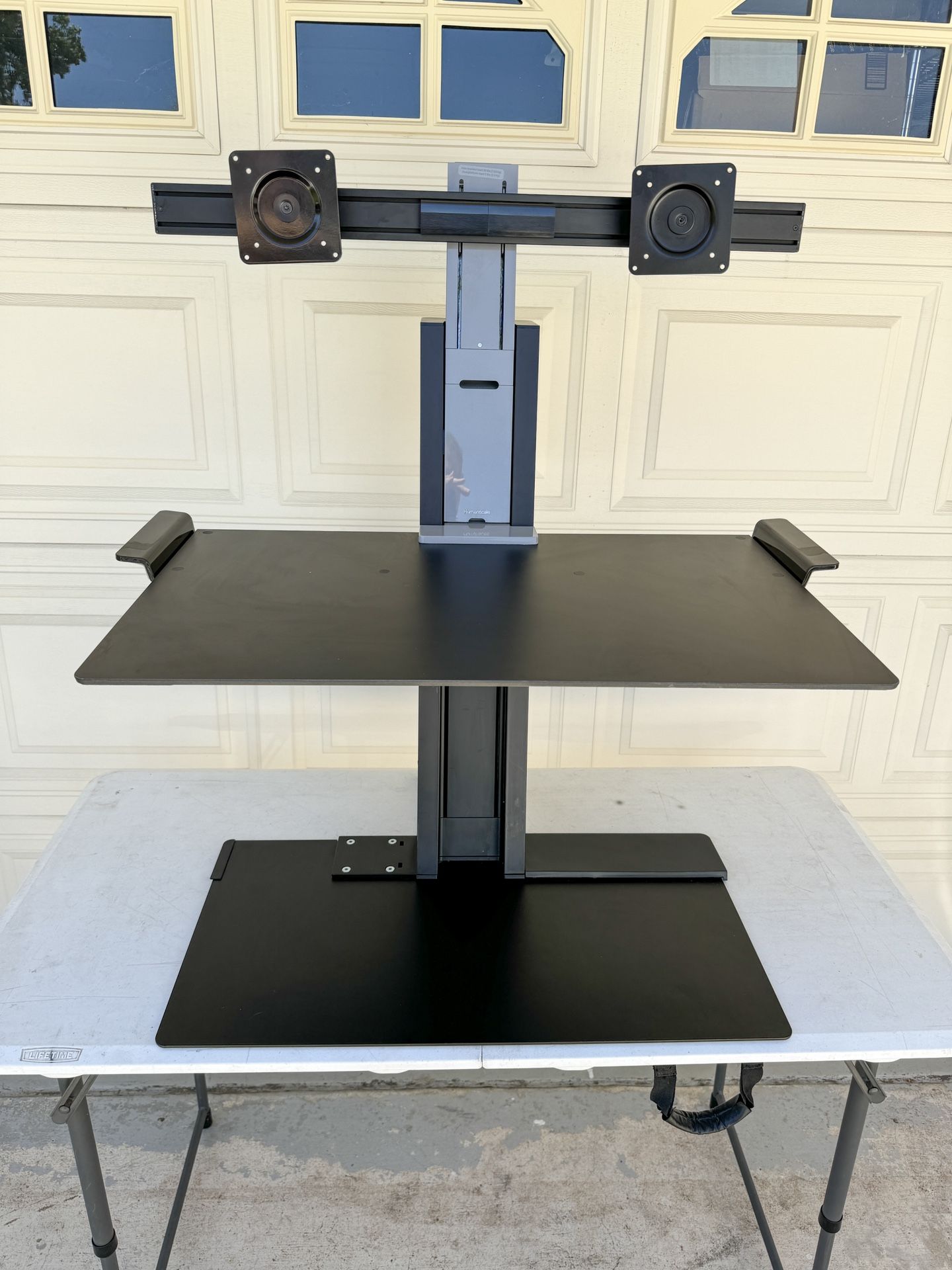 Human scale Sit Stand Desk For Dual Monitors