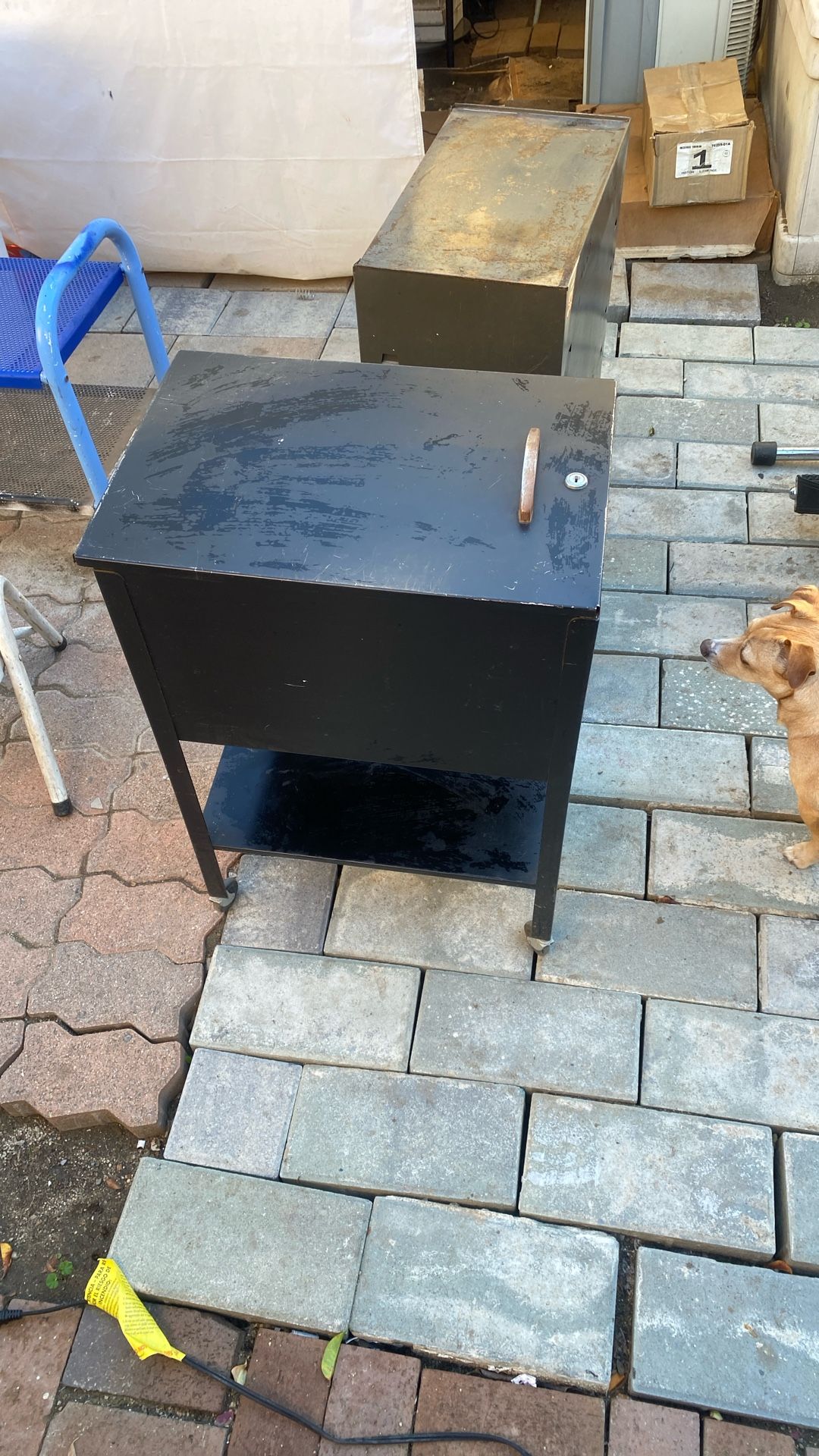 Veriflex File cabinet On Wheels / Metal Box On Wheels