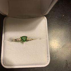 10kt yg diamonds & gem ring size 4.5