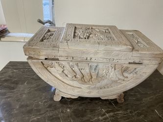 Asian Antique Box Hand Carved Chinoiserie Beautiful Design 