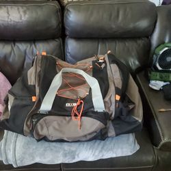 Large 30in Long 18in Wide NTG Rolling Duffel W Telescopic Handle & Backpack Straps